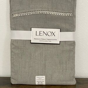 NEW Lenox French Perle Tablecloth with Storage Bag 60" x 84" NEW